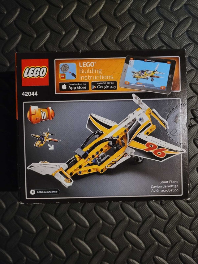 LEGO TECHNIC 42044: Display Team Jet, New & Factory Sealed - photo 2