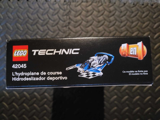 LEGO TECHNIC 42045: Hydroplane Racer, New & Factory Sealed - photo 4