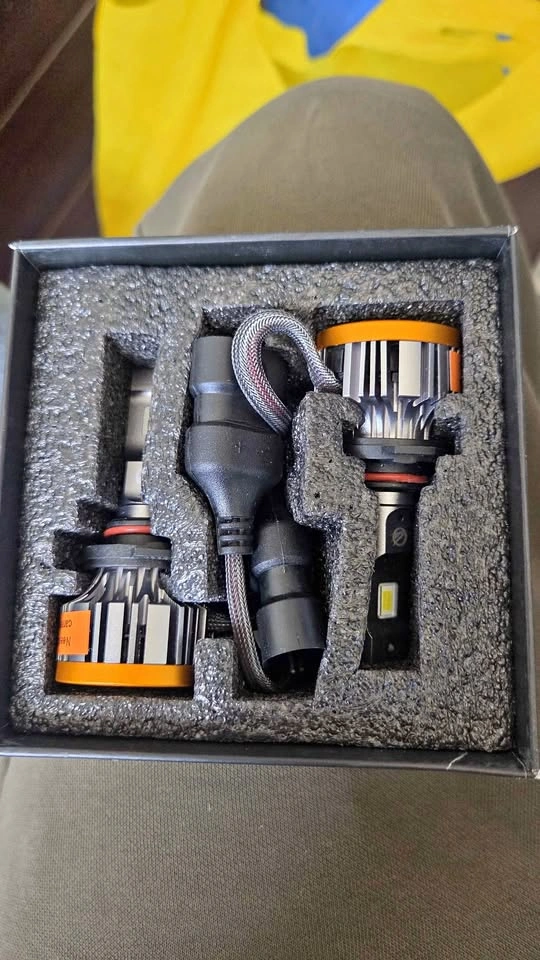 FIRE HAWK 9005/HB3 LED Headlight Bulbs