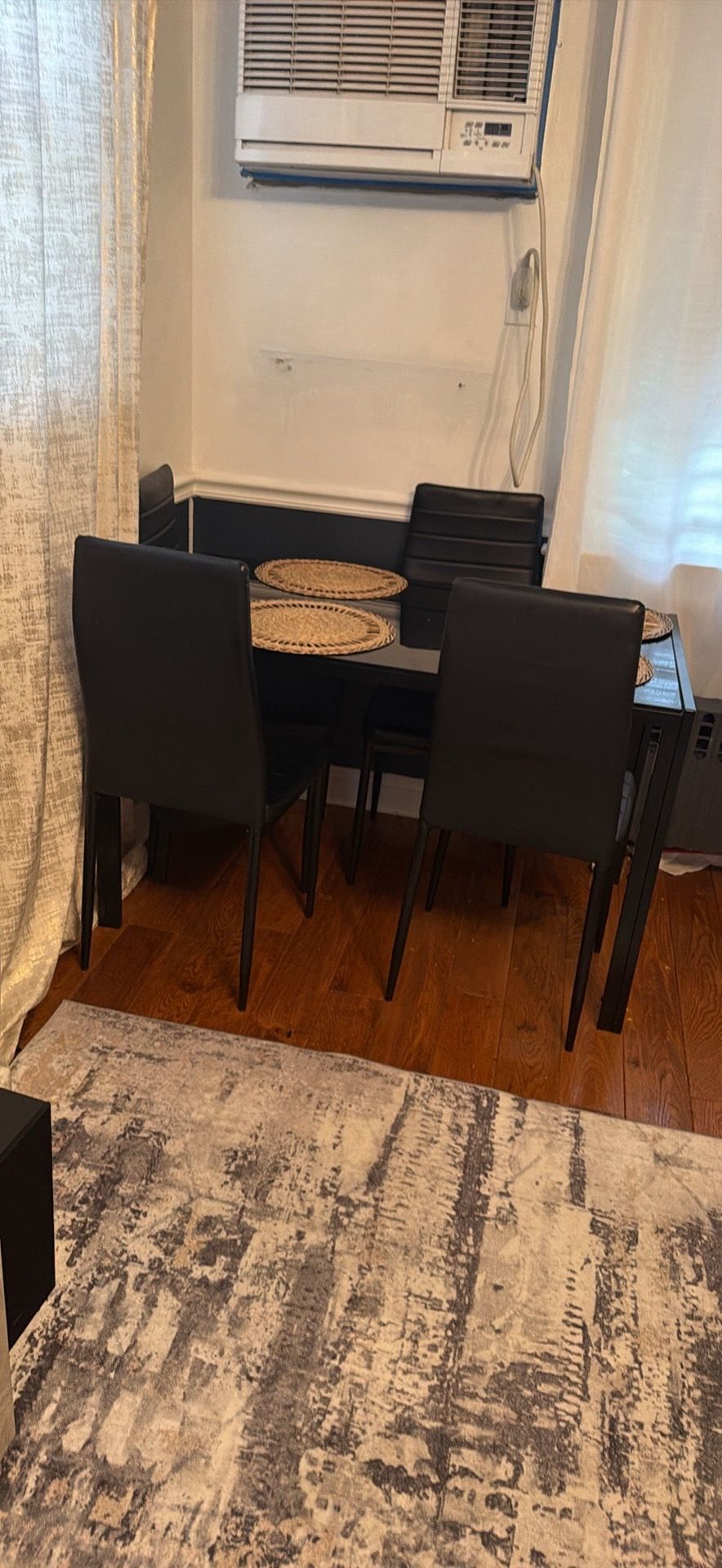Dining Table Set with 4 Chairs
