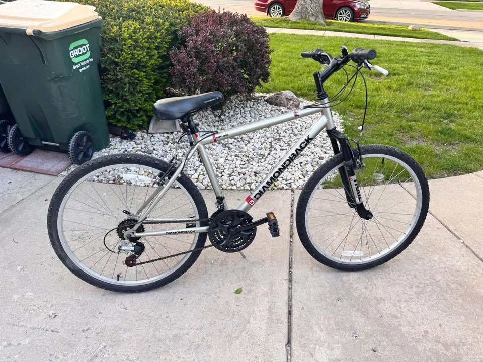 Diamondback bicycle in good condition. - photo 3