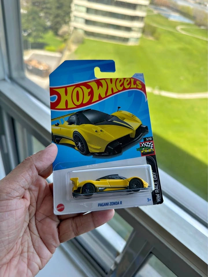Hot Wheels Pagani Zonda R