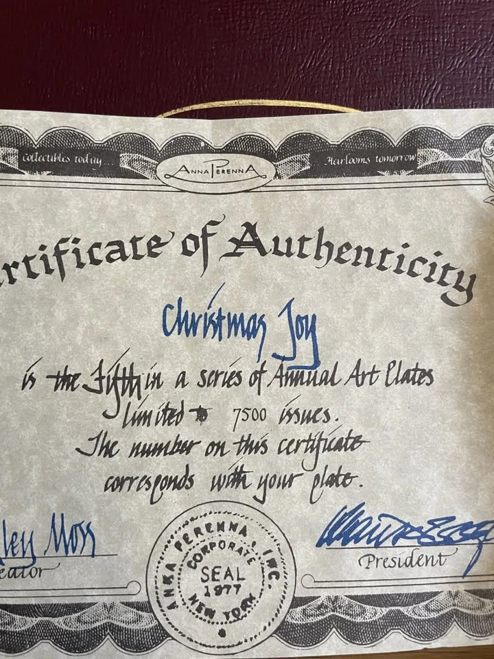 Pat Buckley Moss Christmas Joy Plate - photo 4