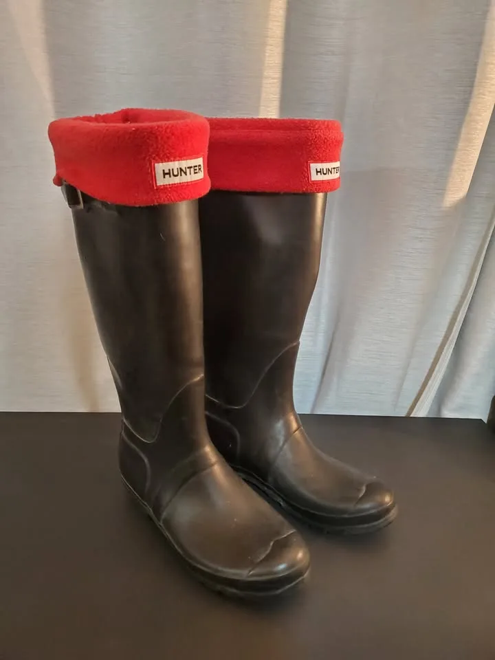 Hunter Original Women's Tall Boot with Red Boot Sock