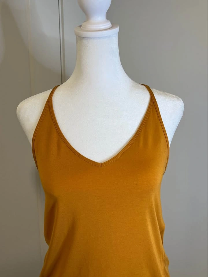 LULULEMON Mustard Yellow V-Neck Tank Top Size 8 - photo 2