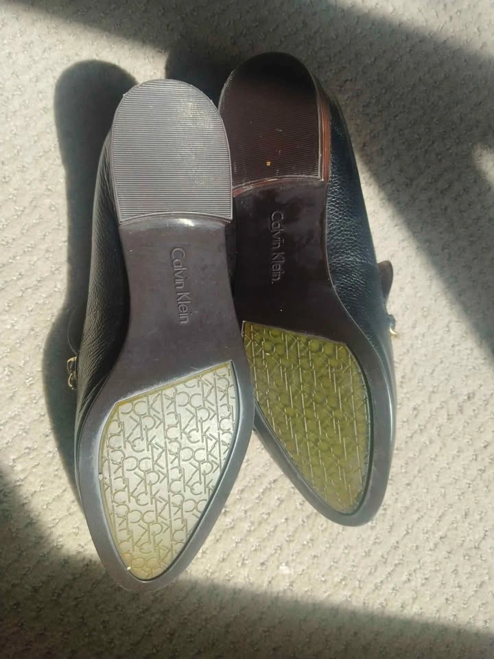 Calvin Klein Shoes, size US 9, EU 39, NEW - photo 4