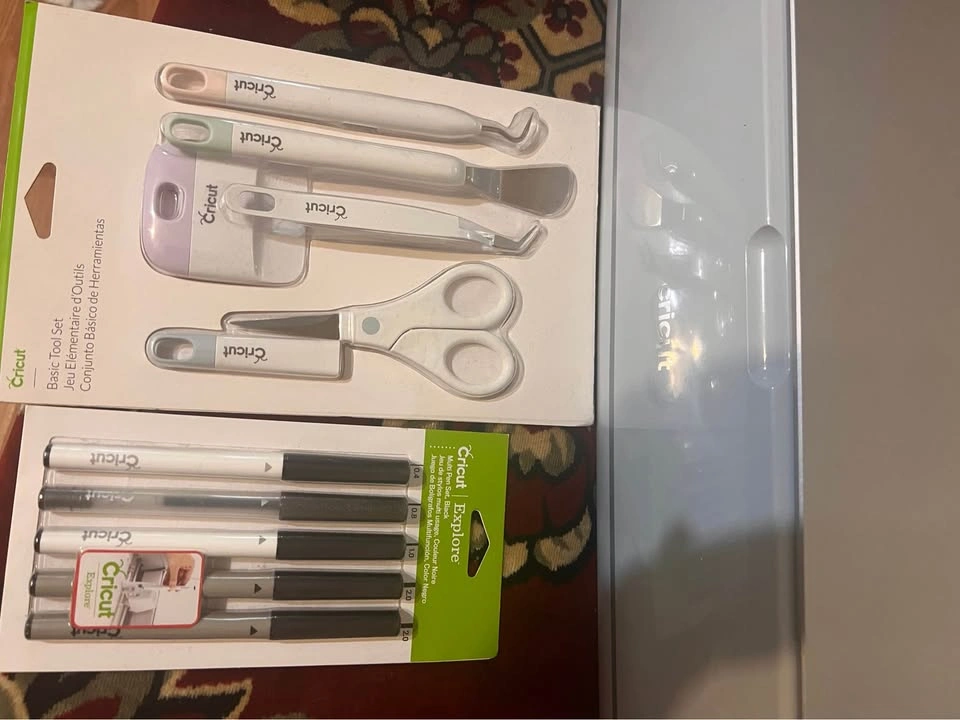 Cricut Maker® 3 + Everything Materials Bundle - photo 3