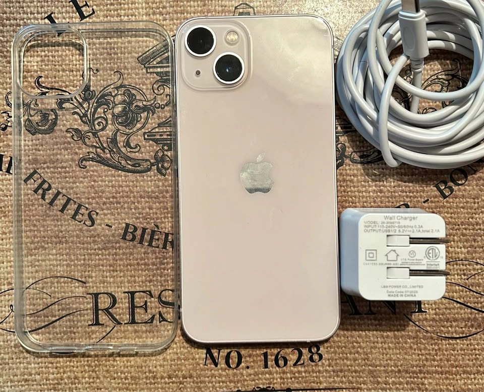 iPhone 13 128GB Excellent Condition Pink + Accessories(PINK)