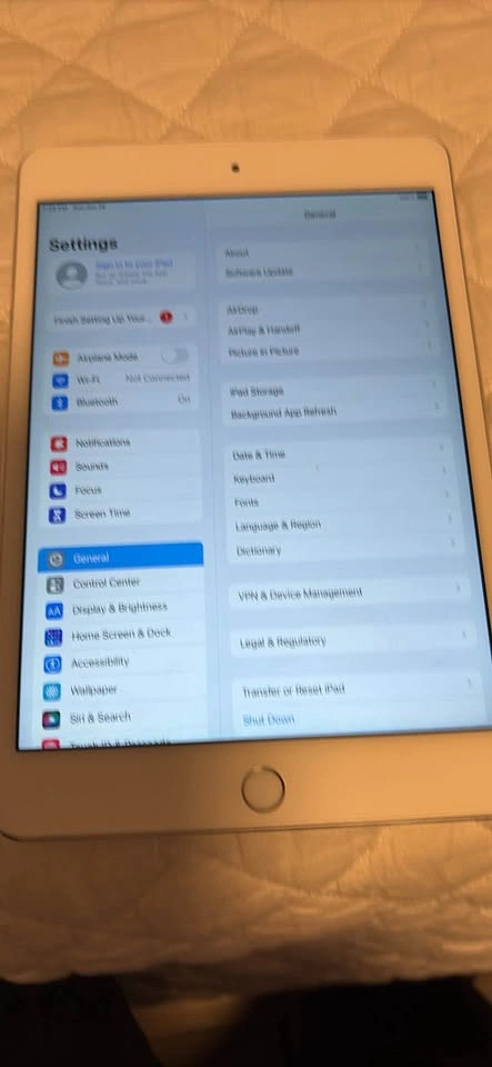 Apple iPad Mini 4 128GB - photo 2
