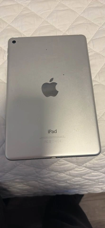Apple iPad Mini 4 128GB - photo 3