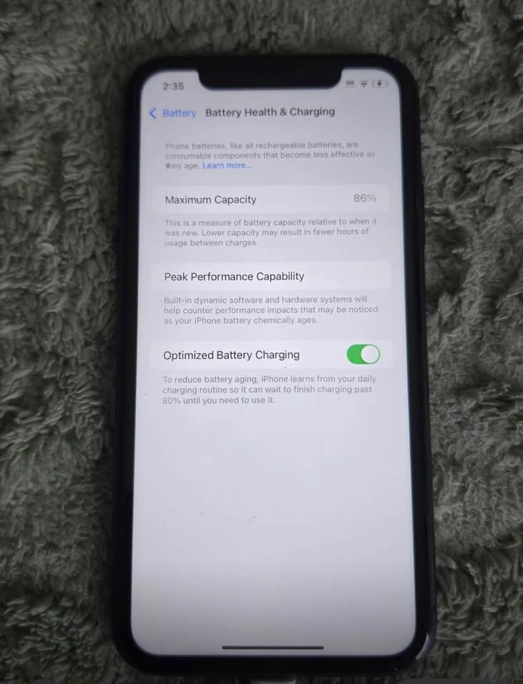 iPhone 11 – 128GB – Unlocked – Good Condition - photo 4