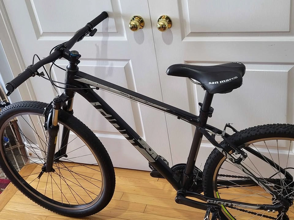 Giant ATX 27.5" Medium Bike - Tuned w/ Warranty - photo 4