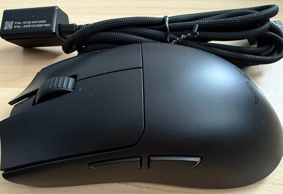 New Razer Viper V3 Pro Wireless Gaming Mouse - NO BOX - photo 3