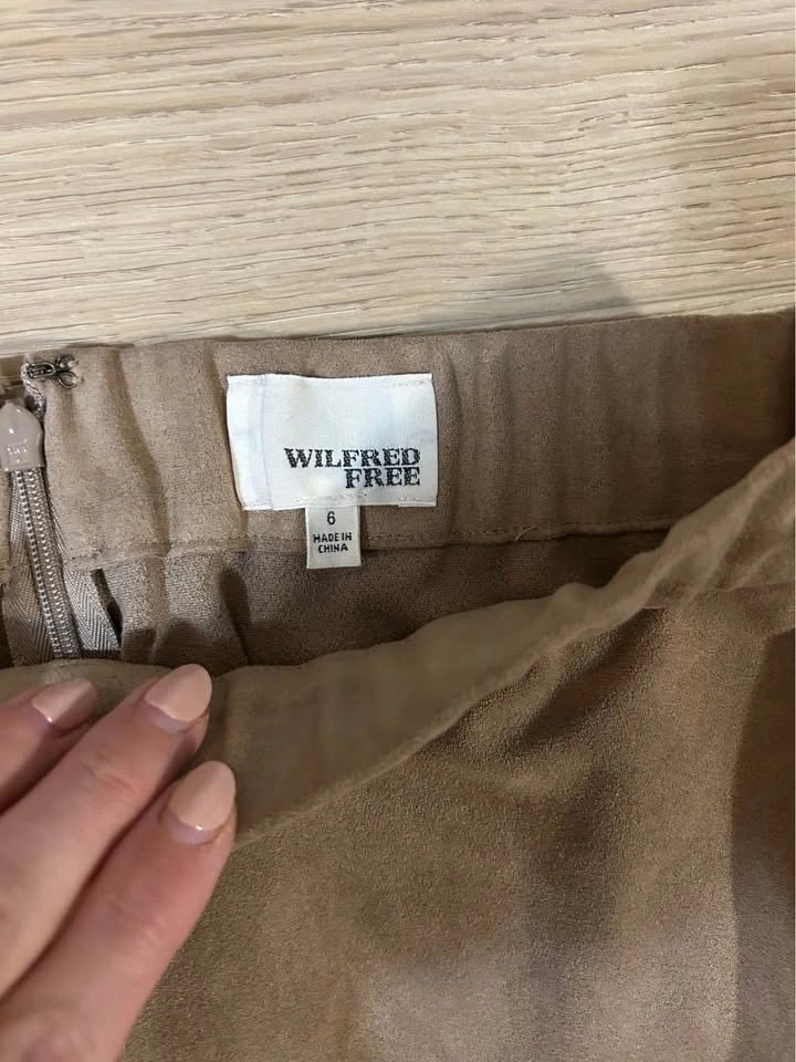 Wilfred Free - 6 - Beige/tan suede pencil skirt - photo 2