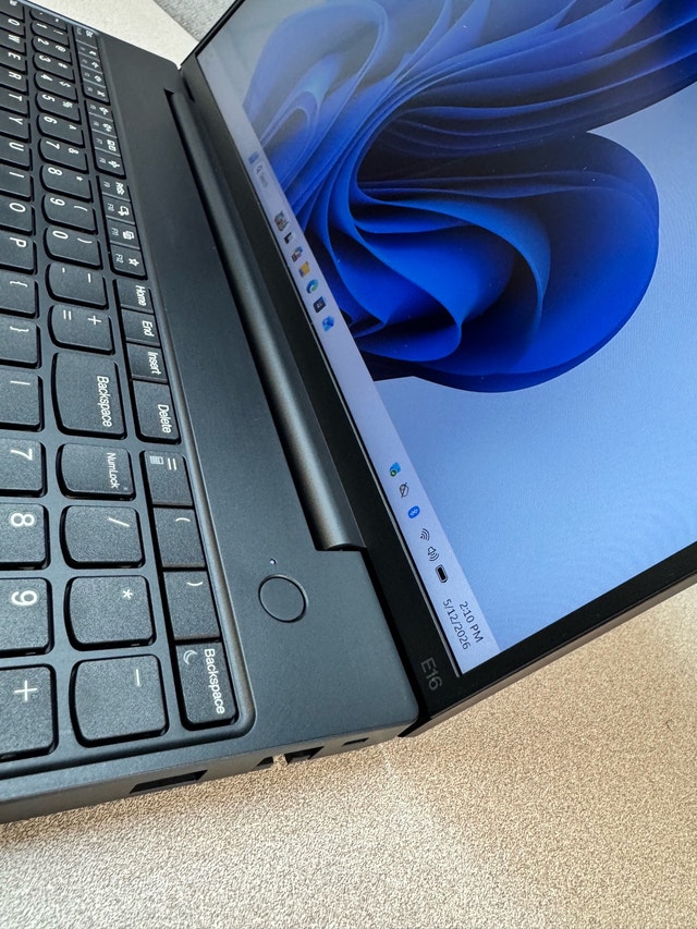 Lenovo Thinkpad E16 G2 - Mint Condition - photo 3