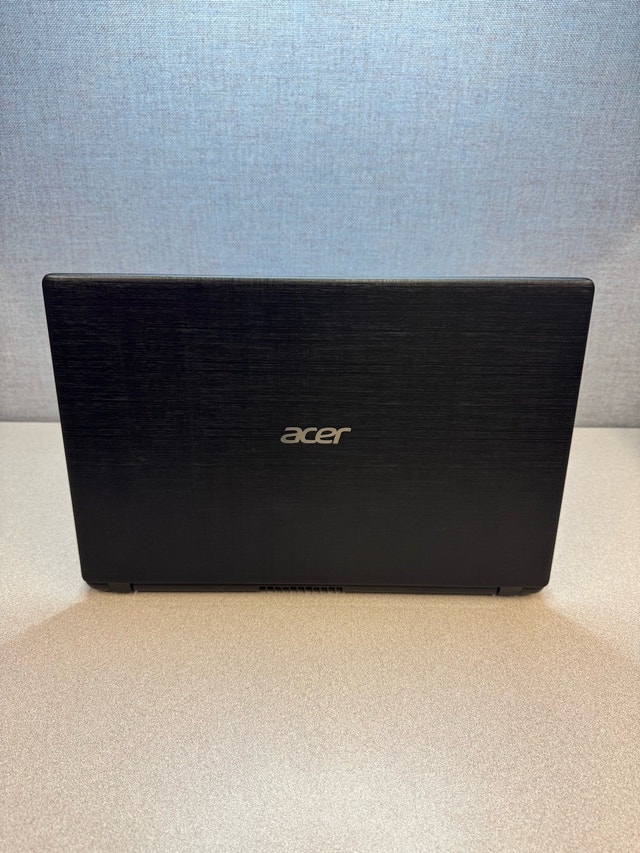 Acer Aspire 3 Laptop - photo 3