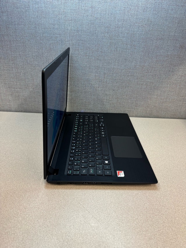 Acer Aspire 3 Laptop - photo 4