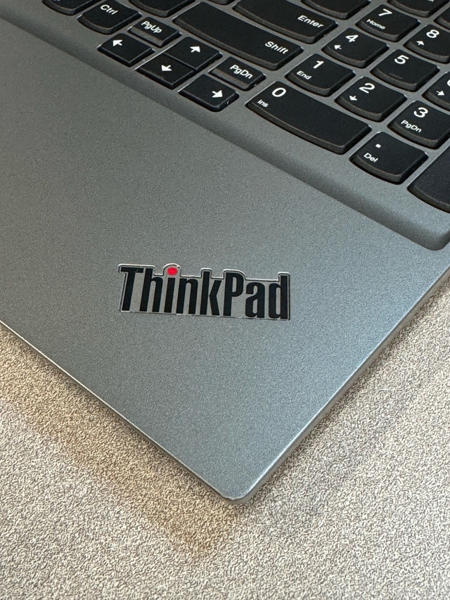 Lenovo Thinkpad E15 Gen4 Business Laptop - photo 5