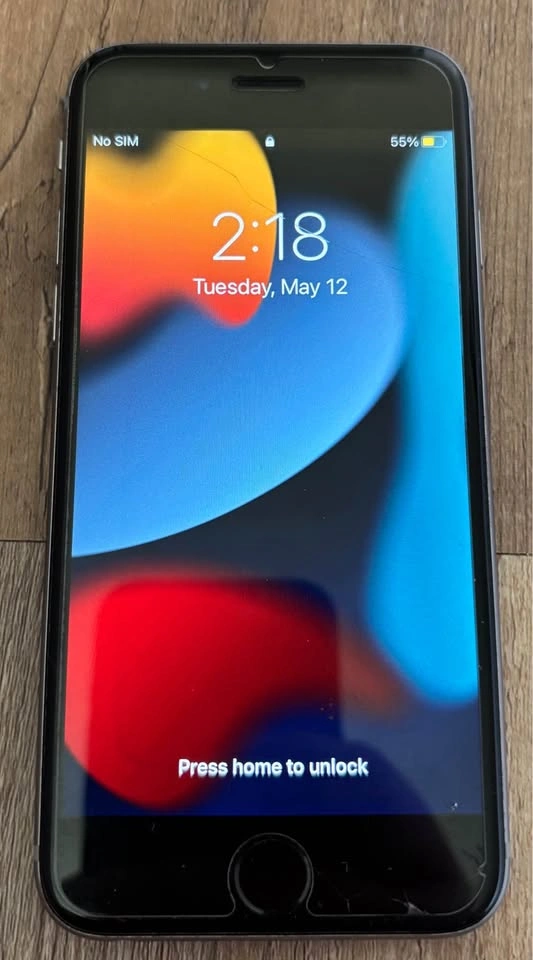iPhone 6s - photo 3