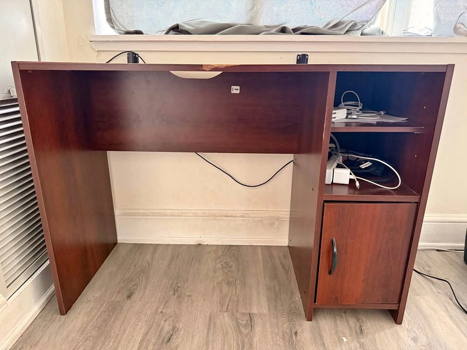 !!! Moving Sale !!! Computer Desk / Study Table with Storage