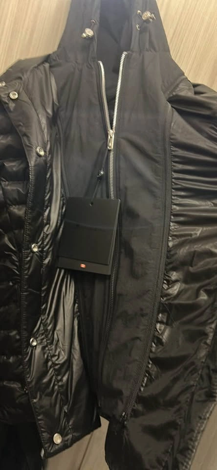 Moose Knuckles New Black Hooded Puffer Jacket - photo 2
