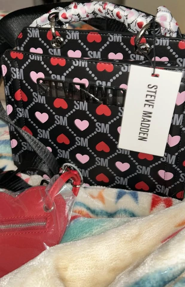 Steve Madden Heart Print Purse - photo 3