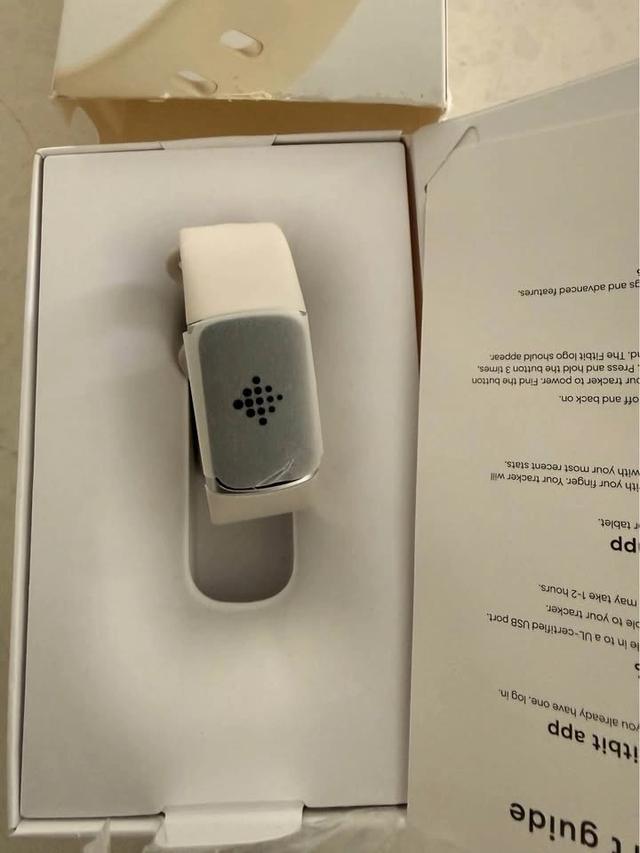 Google Fitbit Charge 6 - photo 3