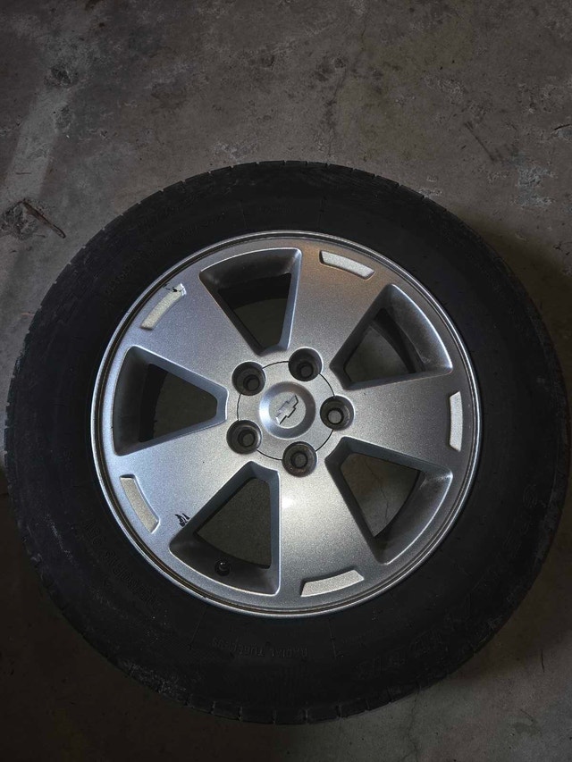 4 Summer Tires on Aluminum Alloy Rims - photo 2