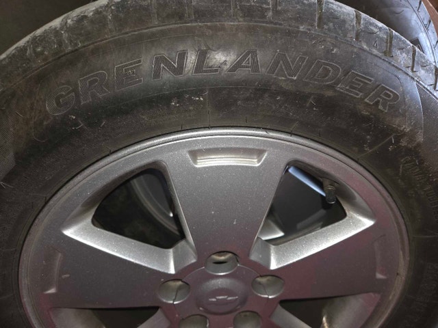 4 Summer Tires on Aluminum Alloy Rims - photo 5