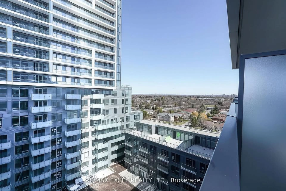 1 Bed 1 Bath Condo for Rent in North York - photo 2