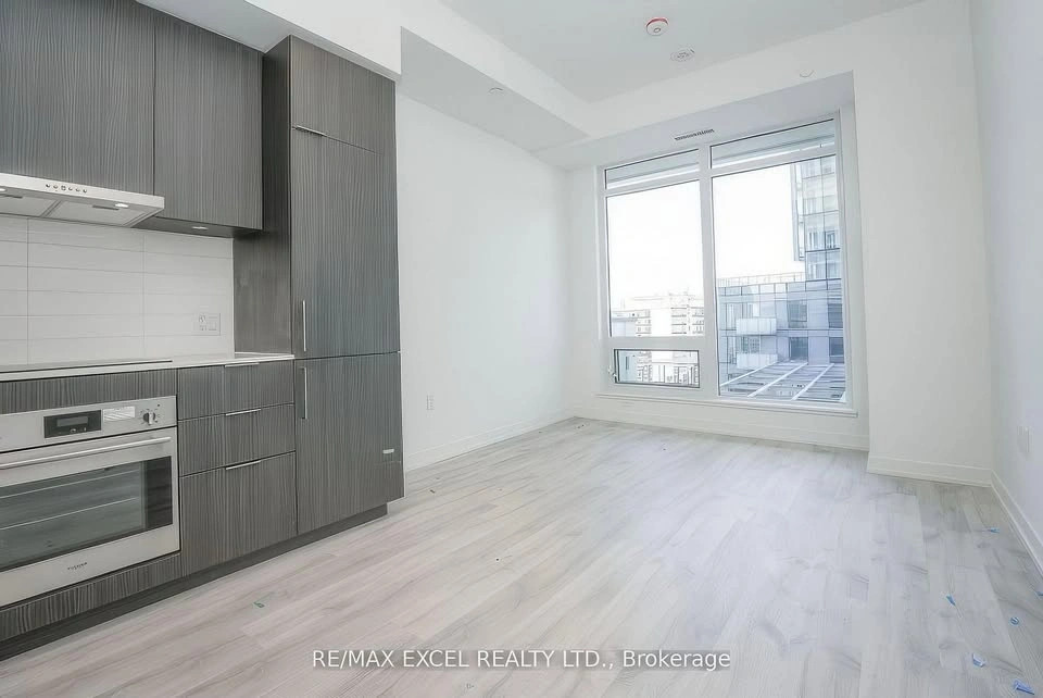1 Bed 1 Bath Condo for Rent in North York - photo 3