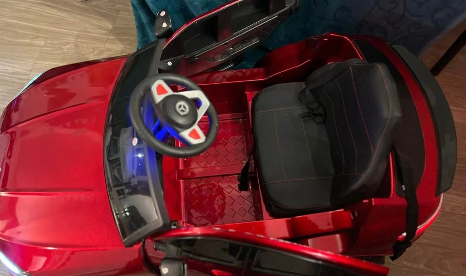 Mercedes Kids Ride-On Car Remote Control + Bluetooth - photo 3