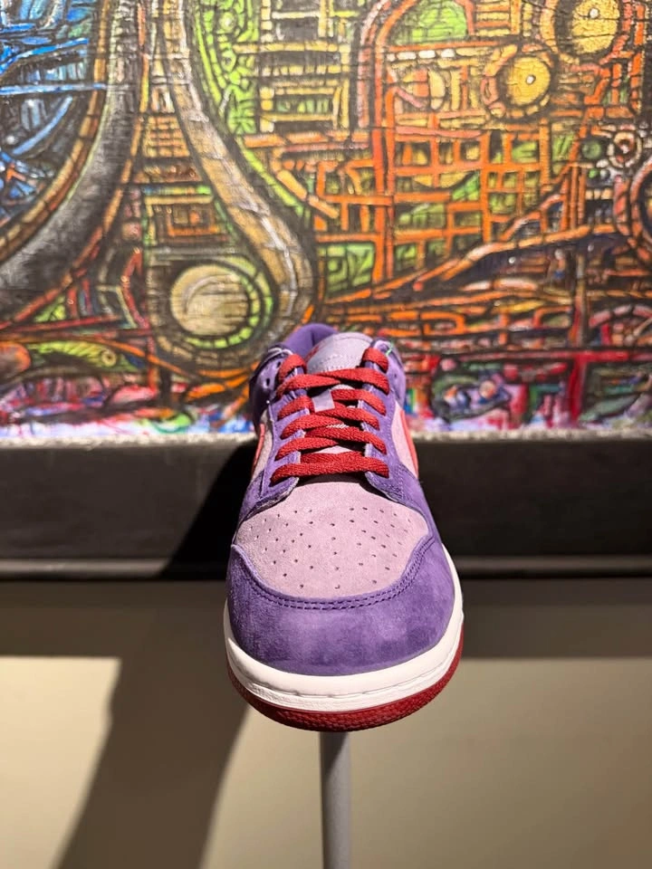 Dunk Low Plum Men's Size 8 & 9 - Brand New - photo 2