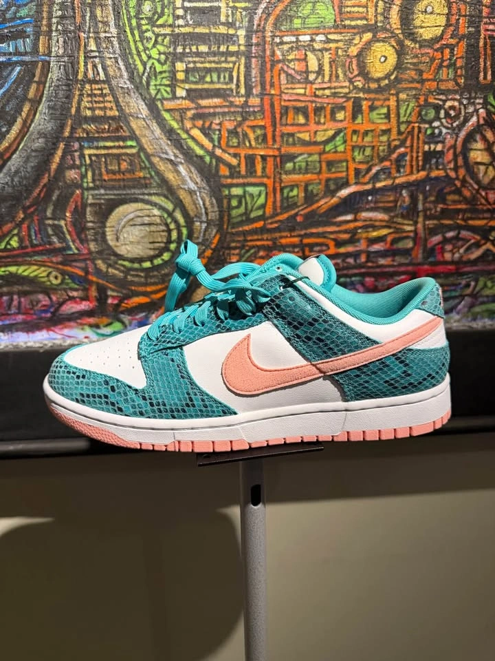 Nike Dunk Santa Cruz Size 9 Men's - photo 2