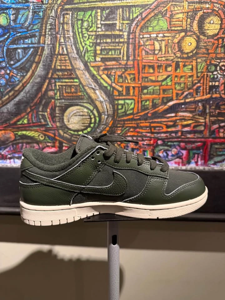 Nike Dunk Retro Premium Sequoia Size 7 Men's - photo 4