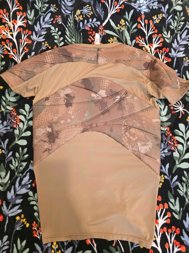 DYE Paintball Gear: Jerseys & Chest Protector (XXL) - photo 3