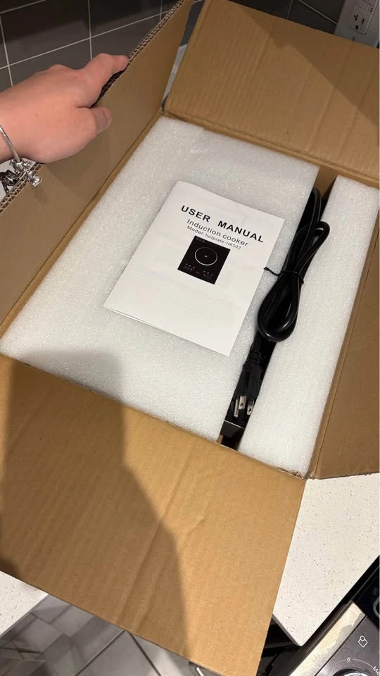 Portable Induction Cooktop - photo 2