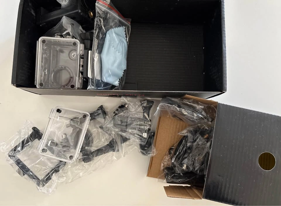NEW Action cam accessories (2 sets) - photo 3