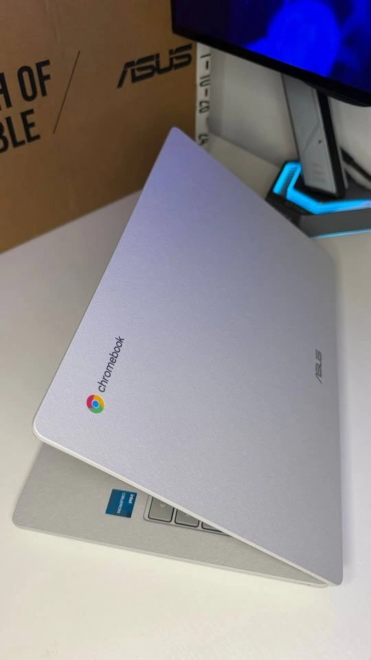 ASUS Chromebook CX14 14" FHD Touchscreen Laptop Celeron N4500 8G - photo 4
