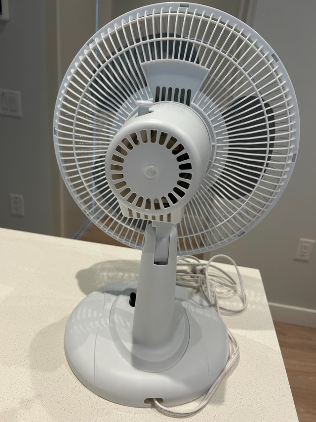 For Living 3-Speed Rotating Fan - photo 4