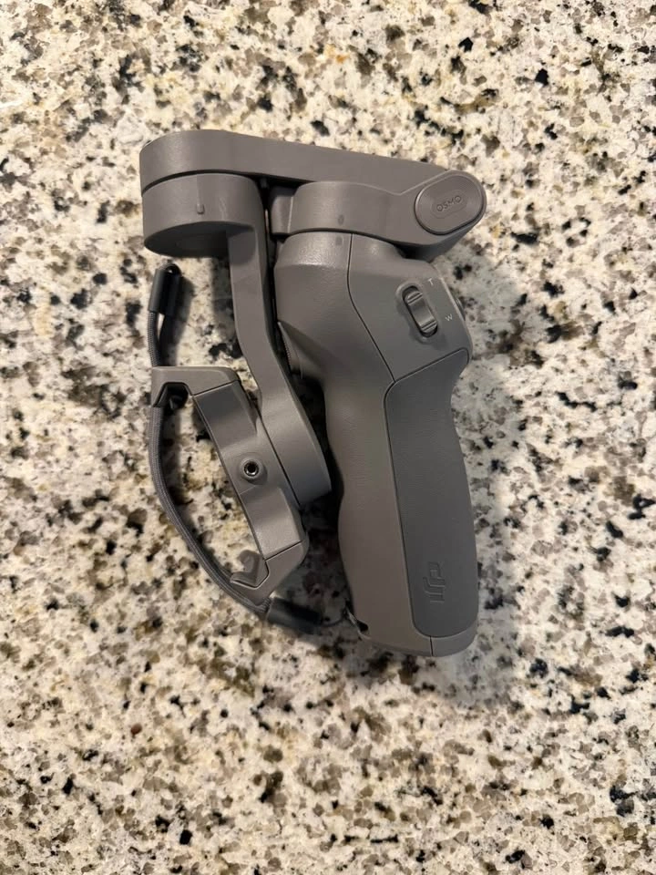 DJI Osmo Mobile 3 Smartphone Gimbal with Case - photo 3