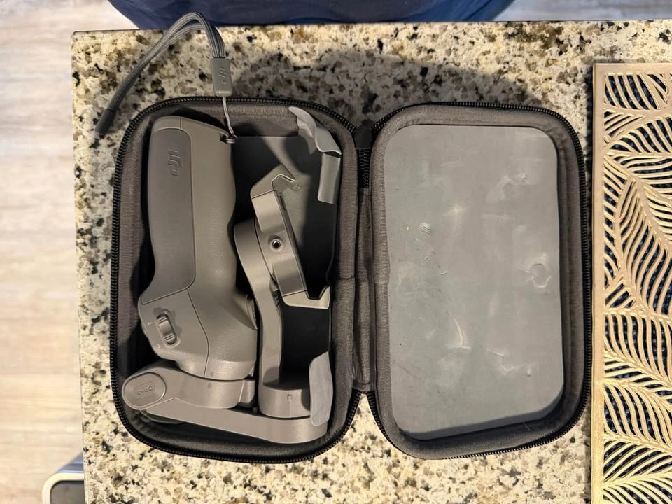 DJI Osmo Mobile 3 Smartphone Gimbal with Case - photo 4