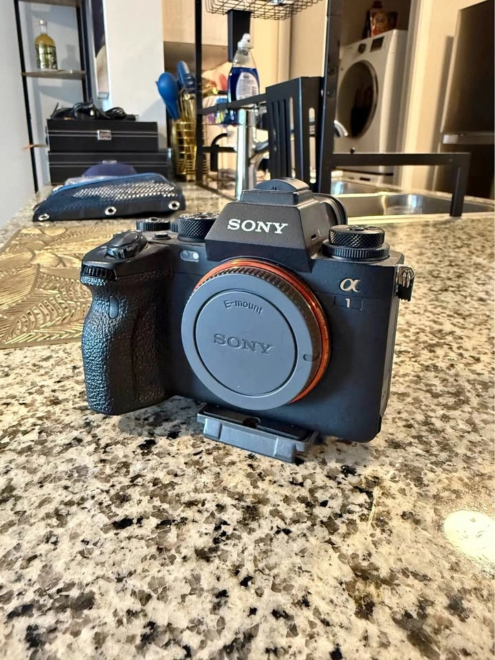 Sony Alpha 1 Camera Body