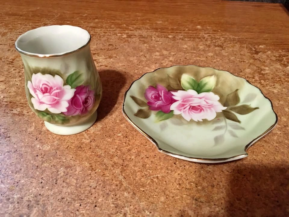 Vintage Tii Wayzata Minnesota Flowers Seashell Dish & Creamer