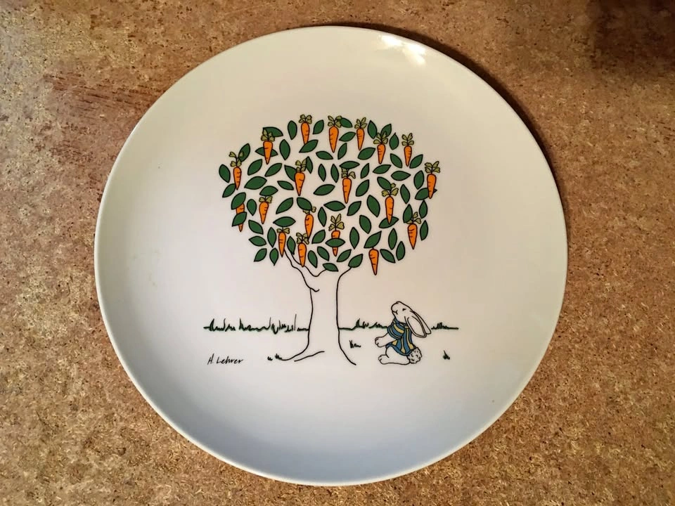 Oatmeal Studios Bunny & Carrot Plate 8.5"