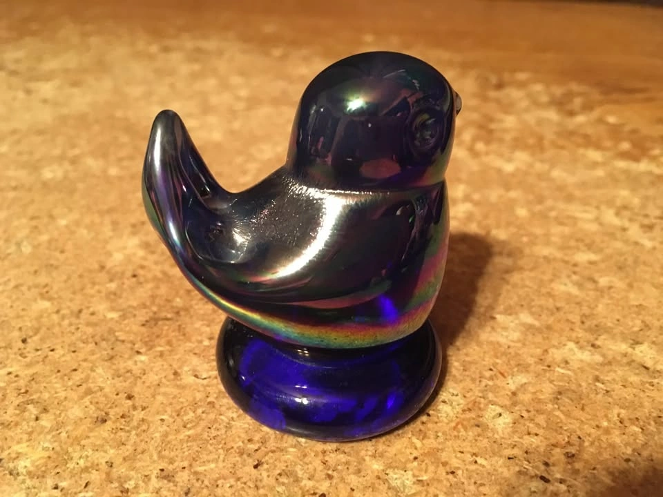 1990 Rainbow Bird Bluebird Leo Ward Carnival Glass 2" - photo 3