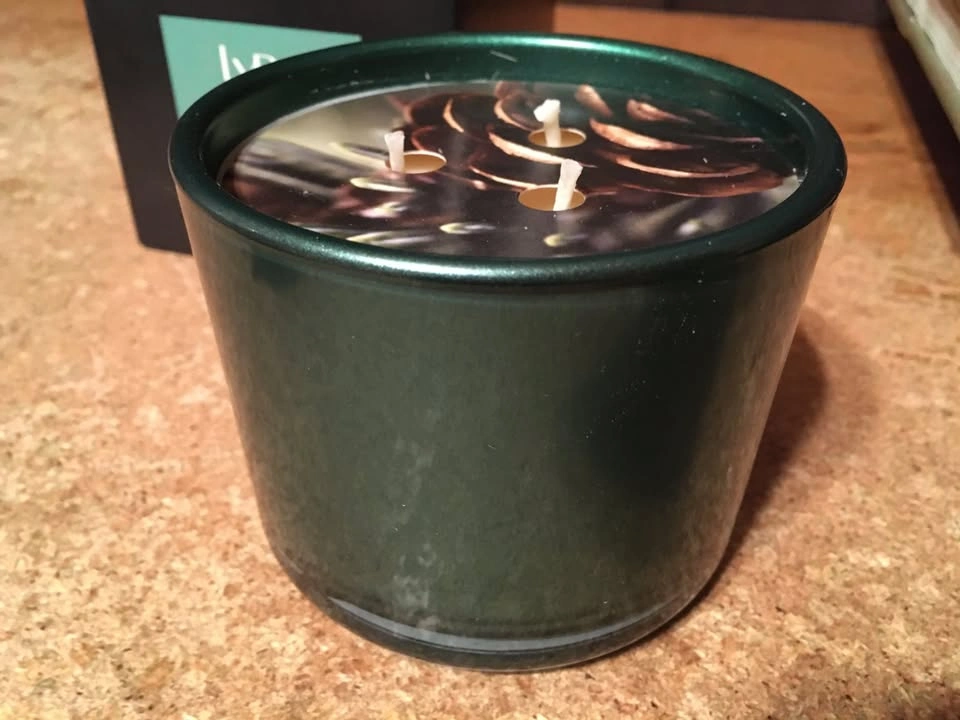 AVON BALSAM FIREPLACE CANDLE NEW IN BOX 11OZ - photo 5