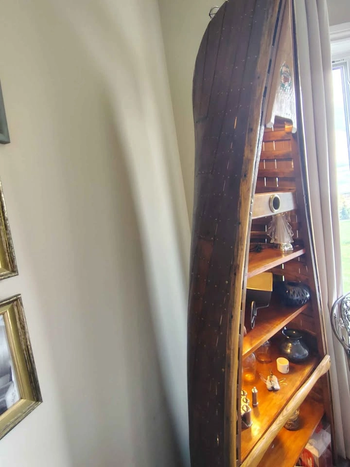 Beautiful canoe shelf - photo 2