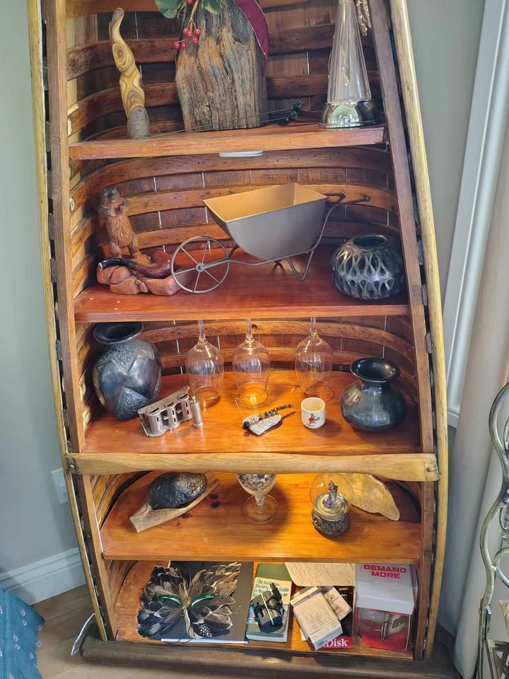 Beautiful canoe shelf - photo 3