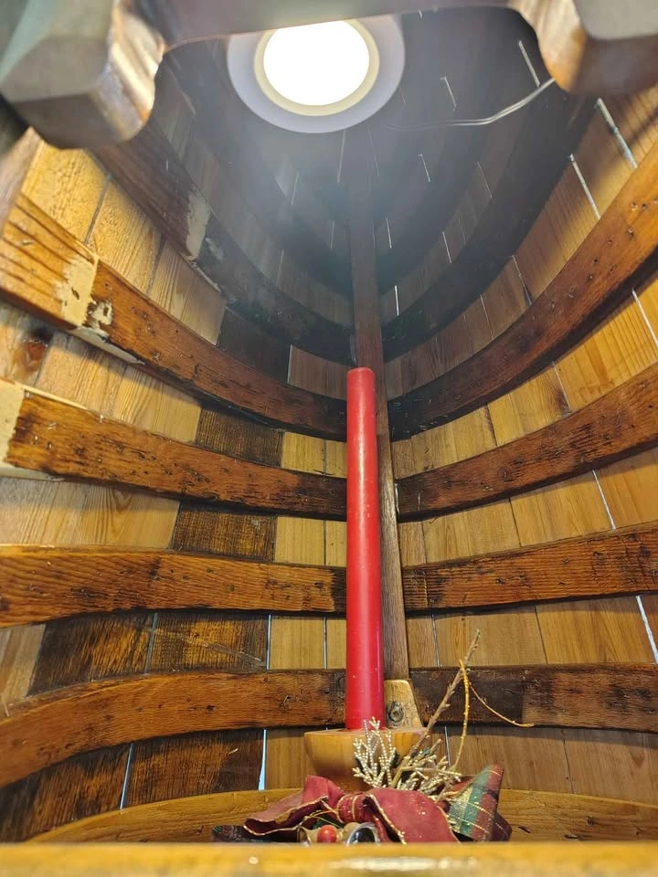 Beautiful canoe shelf - photo 4